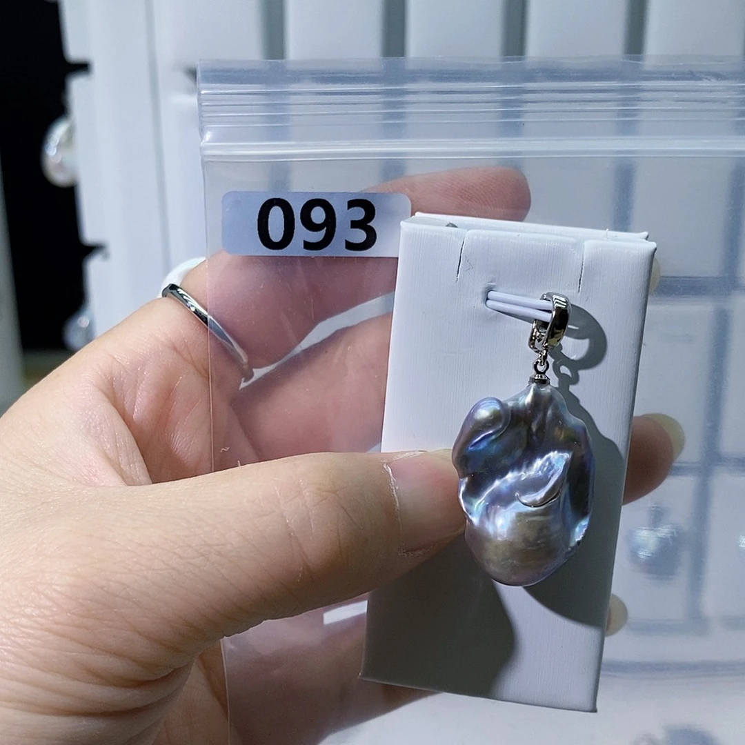 淡水珍珠合金颈饰