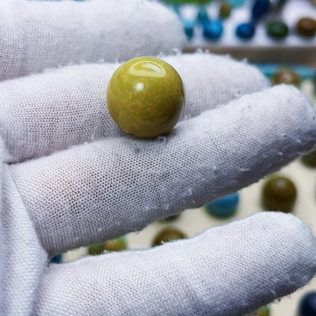 绿松石未镶嵌饰品