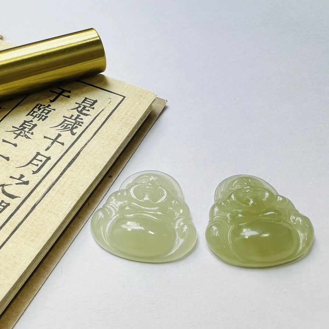 新店福利闭眼入款和田玉笑口常开佛公吊坠