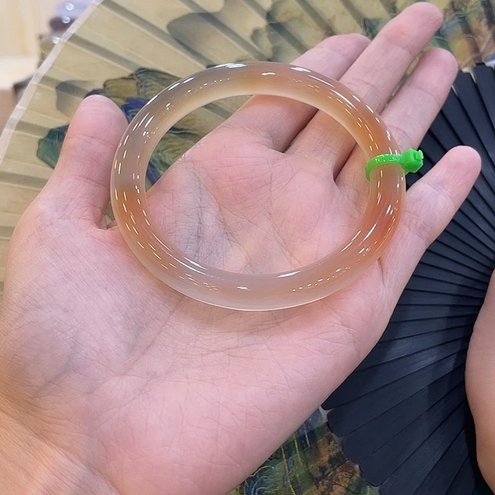 霜***书玛瑙/玉髓未镶嵌手镯