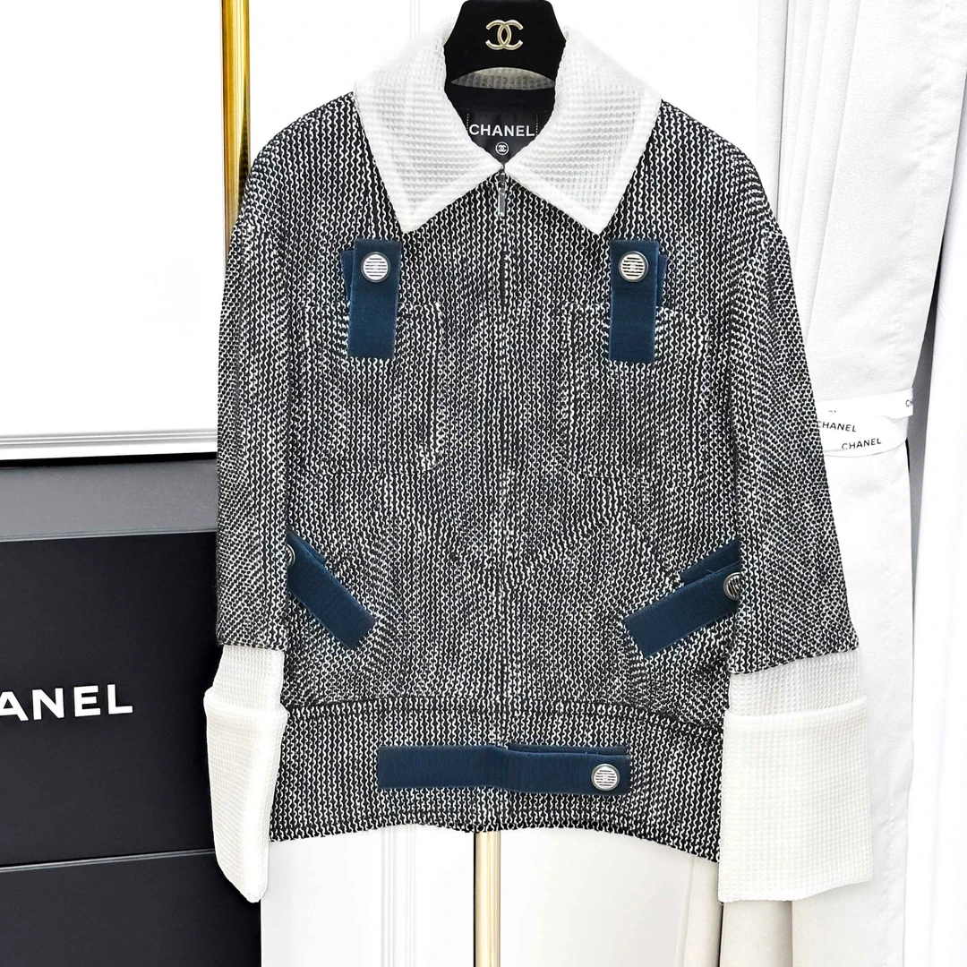 99新 Chanel/香奈儿 36码17S电流系列黑白编织蓝色魔术贴外套