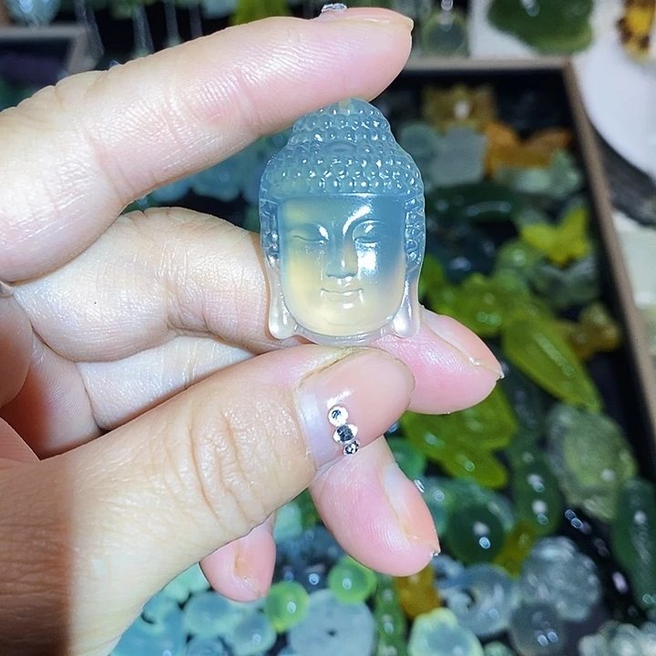 未镶嵌蛇纹石玉颈饰