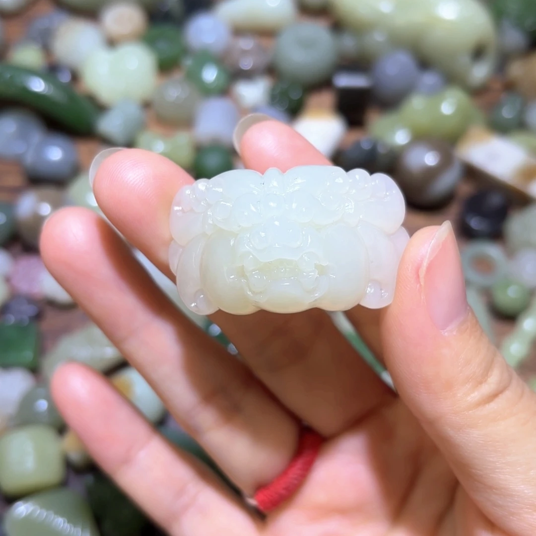 和田玉未镶嵌珠宝半成品