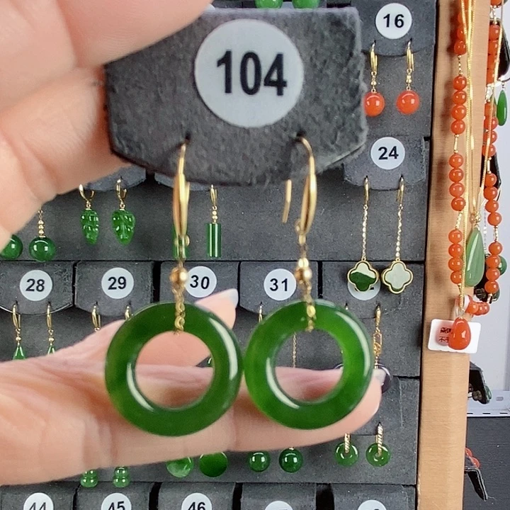 和田玉耳饰18K金镶嵌