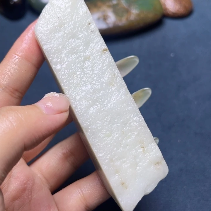 未镶嵌和田玉珠宝奇石