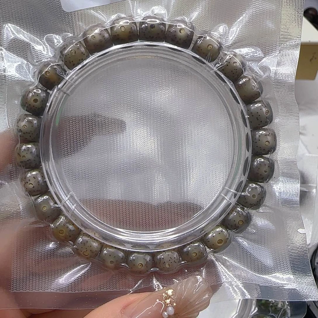 旅***蛙星月菩提手串40哈哈火烧黑星月菩提98桶单圈