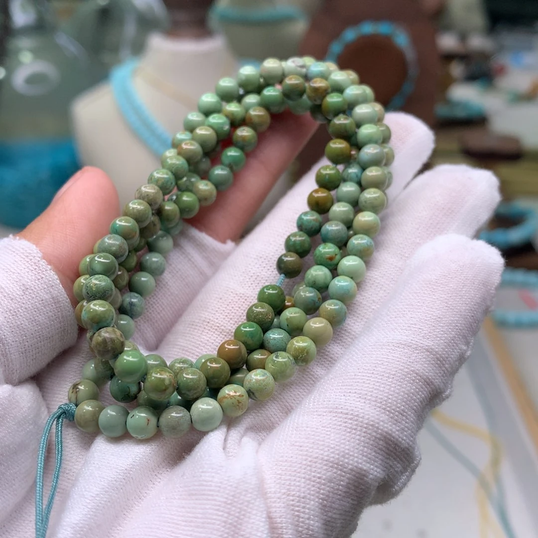 绿松石配饰未镶嵌