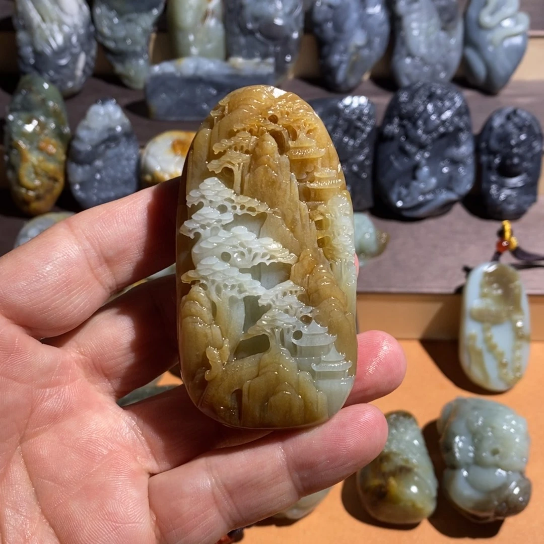 和田玉把件未镶嵌与**同