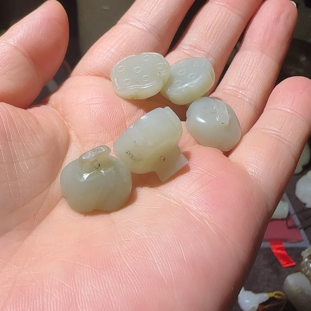 和田玉颈饰未镶嵌如*