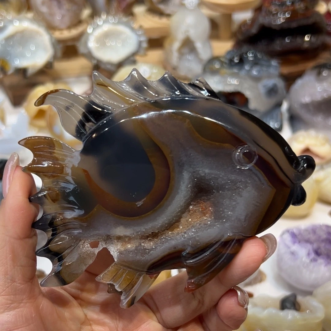 玛瑙/玉髓足铂镶嵌摆件