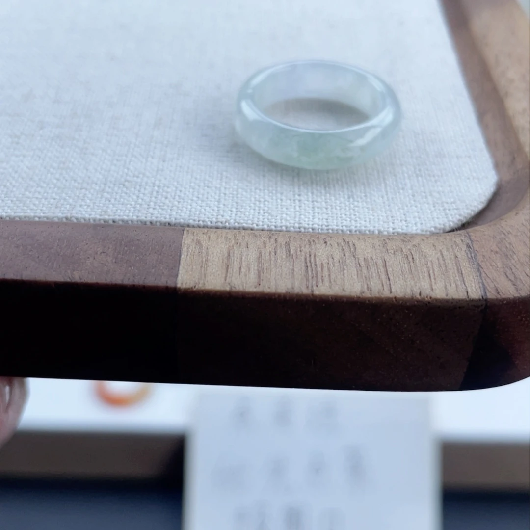 翡翠未镶嵌戒指12 号 港码 12