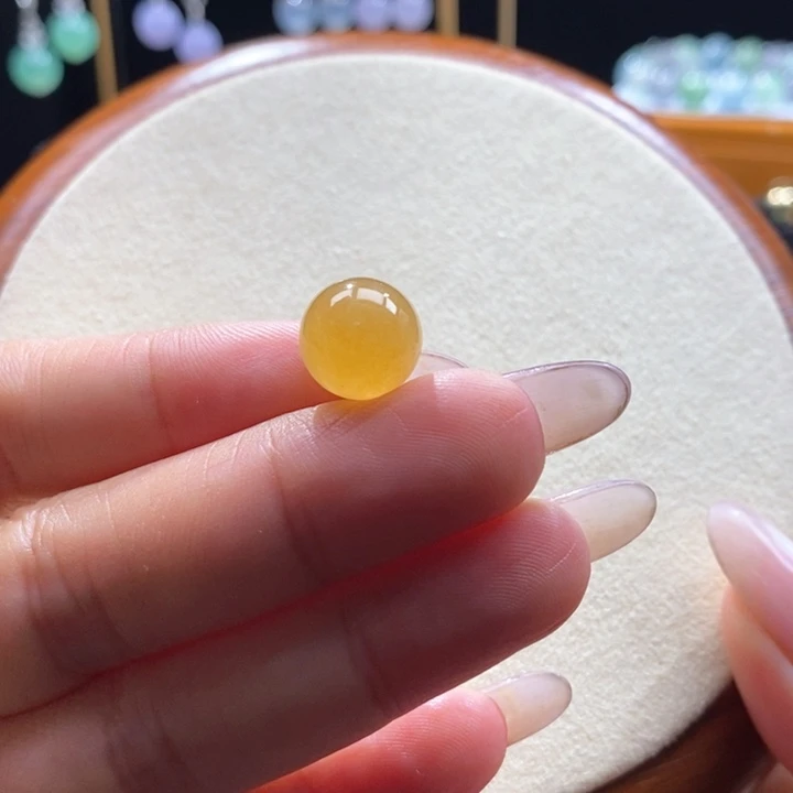 颈饰未镶嵌翡翠翡翠冰满黄珠卡11.5m