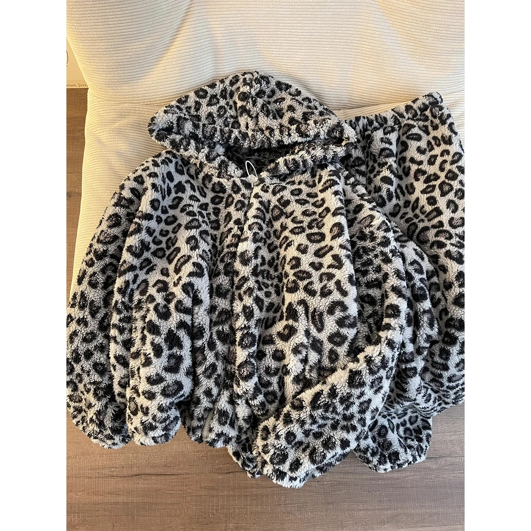 韩版豹纹连帽珊瑚绒睡衣女2025秋冬新款大码软糯法兰绒家居服套装