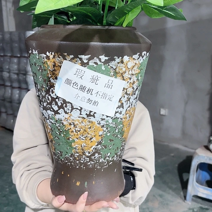 红陶瑕疵高37/21一个