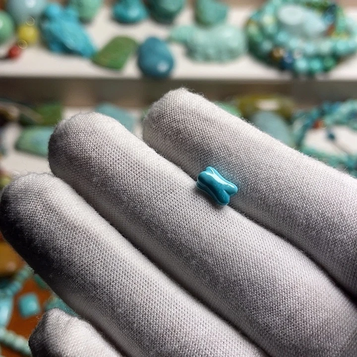 绿松石未镶嵌绿松石