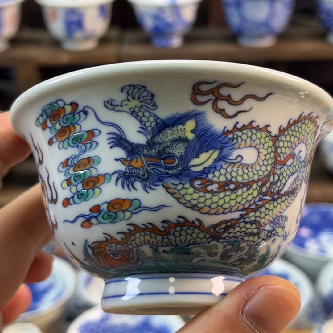 器**昂手绘斗彩双龙出海压手杯