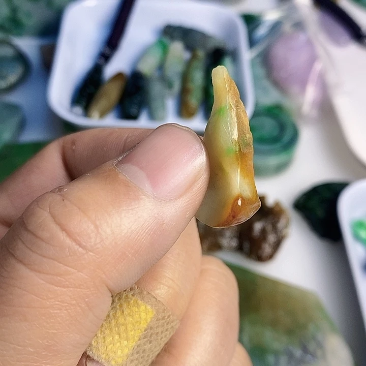 翡翠散珠天然翡翠A货挂件