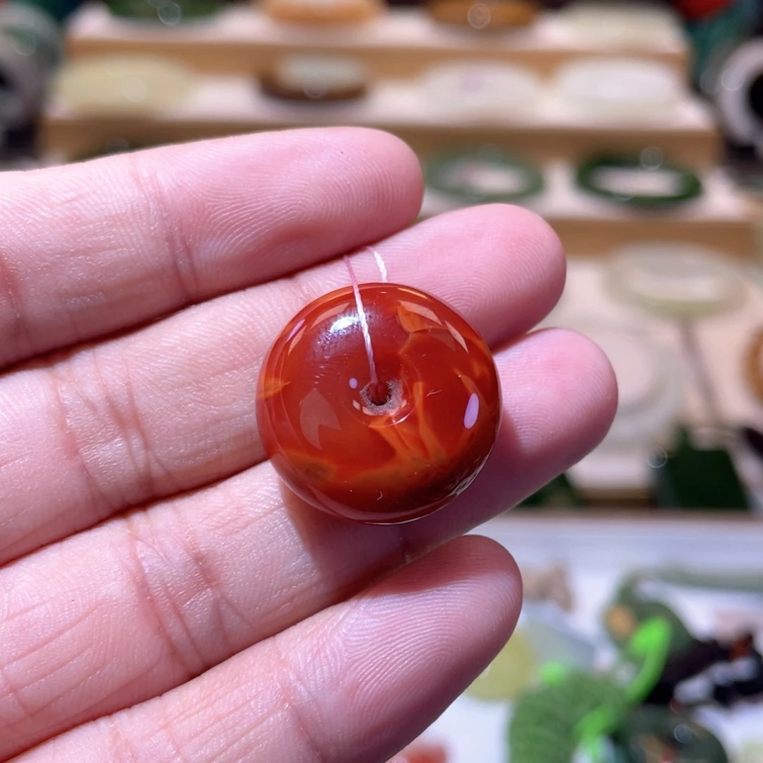 南红玛瑙未镶嵌颈饰火焰纹平安扣