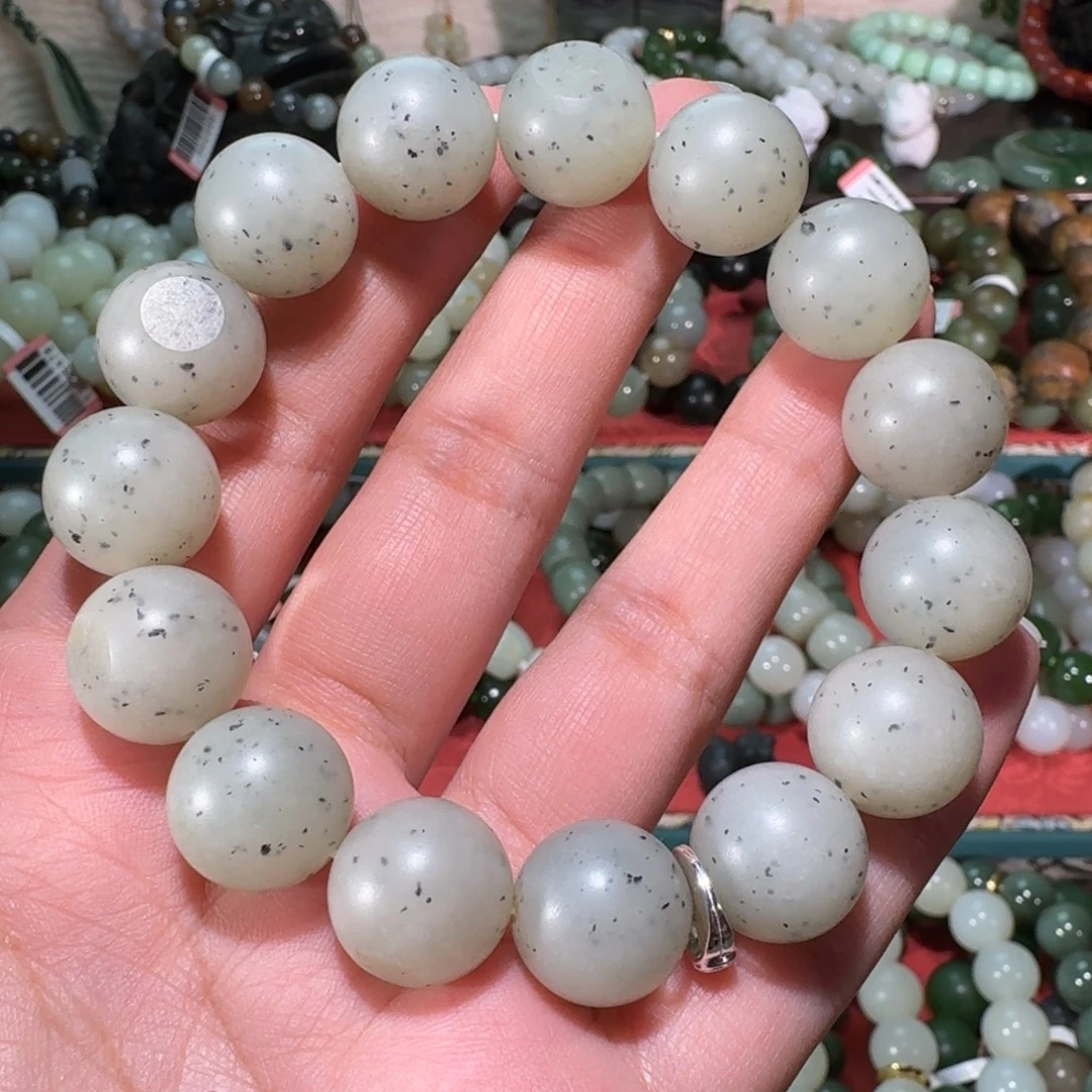 天***君和田玉未镶嵌手链