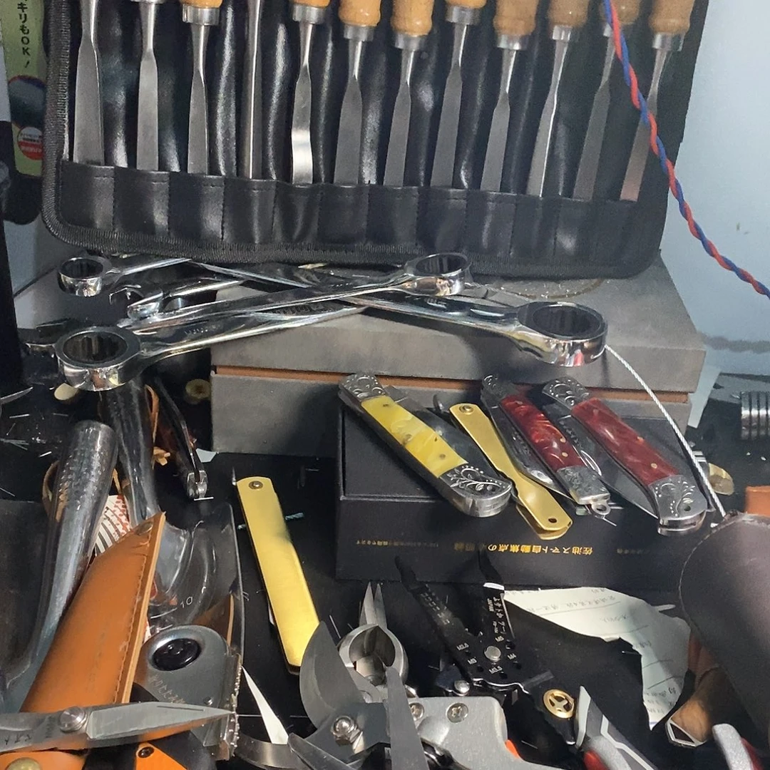 不说你还以为我们俩就没有联系咯