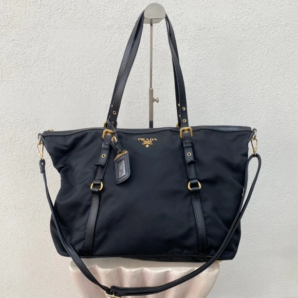 95新 Prada/普拉达 黑金降落伞托特单肩斜挎包底长35 118911