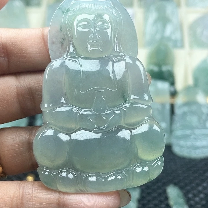 颈饰未镶嵌翡翠马*宏天然翡翠观音