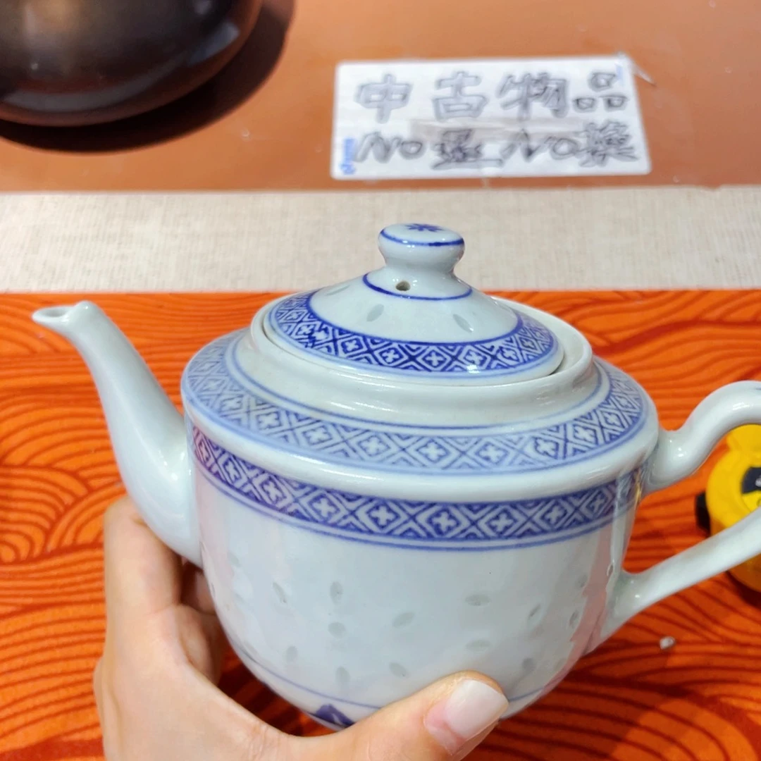 金等各种图案装饰品上刻