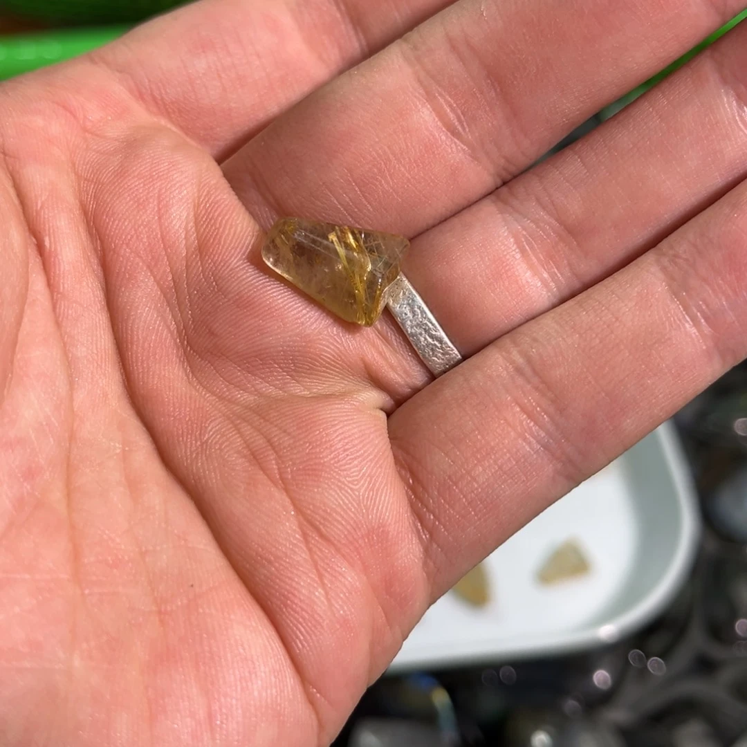 拉长石吊坠未镶嵌旺***冰