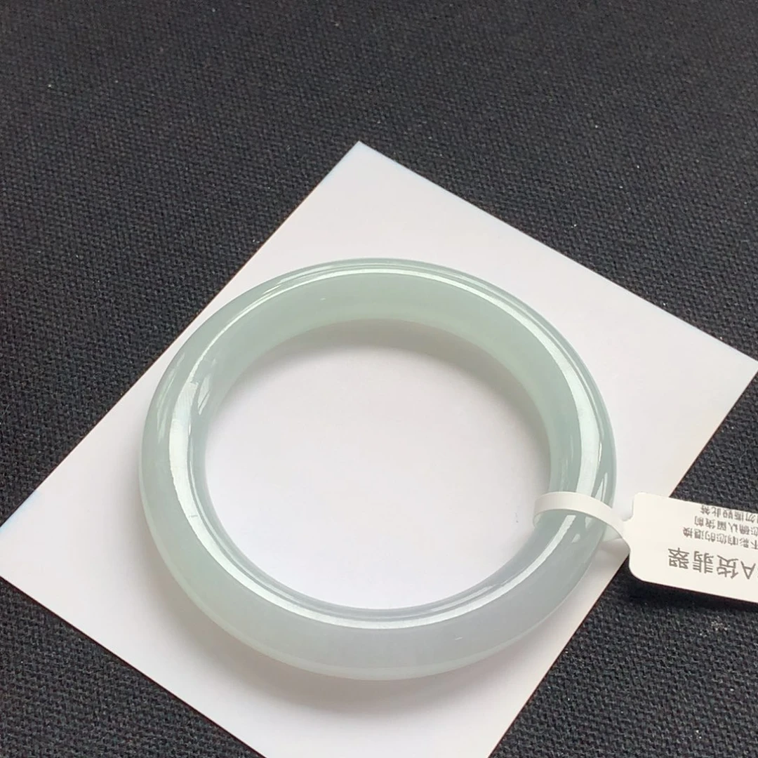 翡翠未镶嵌手镯26号53圆