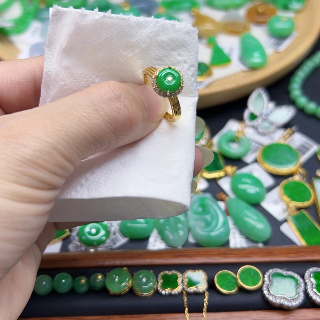 翡翠戒指银S925镶嵌天然缅料A货一件