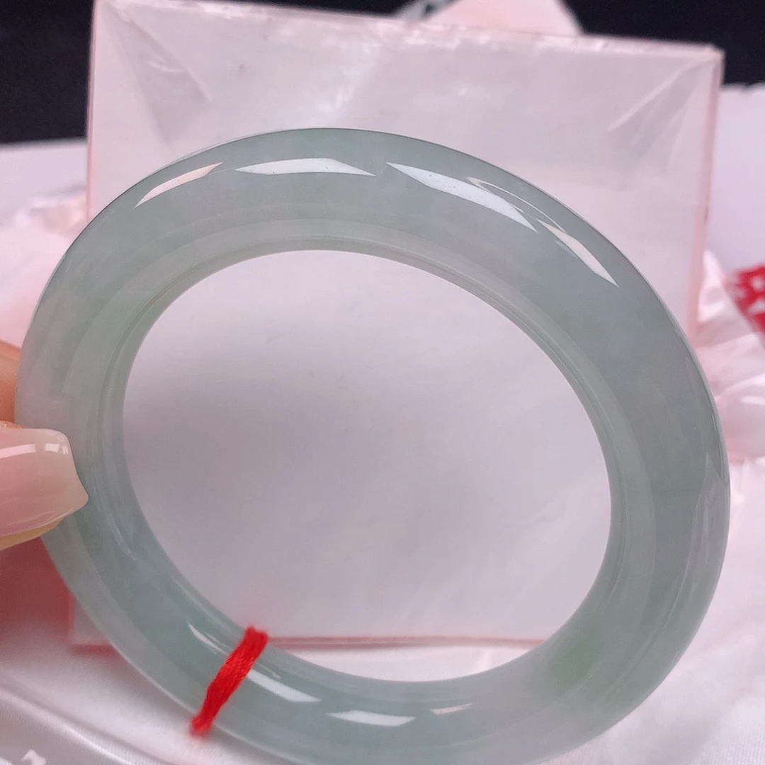 【闪购商品】翡翠手镯未镶嵌56圆条手镯