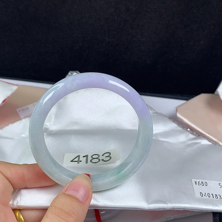 翡翠未镶嵌手镯57圈 春彩漏漏