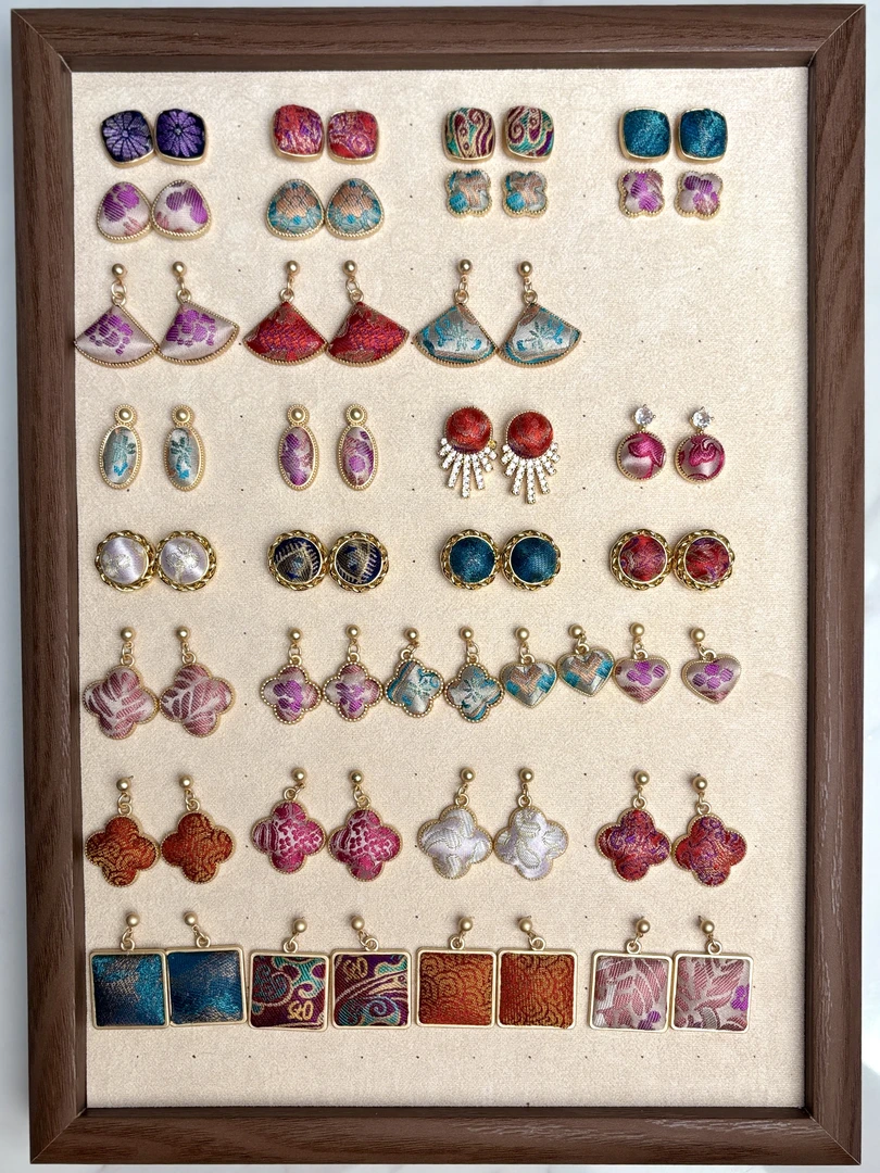 合金布艺耳饰 复古布艺耳饰宋锦蚕丝扇形设计手工耳钉气质耳环