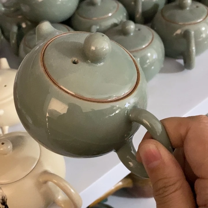 陶瓷艺术品及陶瓷制品