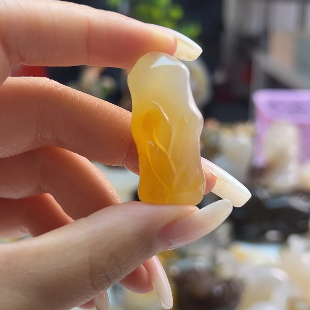 玛瑙/玉髓未镶嵌吊坠(不含链)