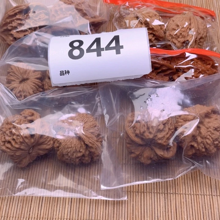 文玩核桃把件844号6对