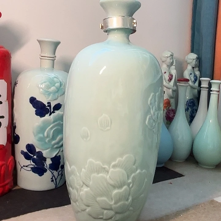 10斤牡丹酒瓶1个 特价清仓