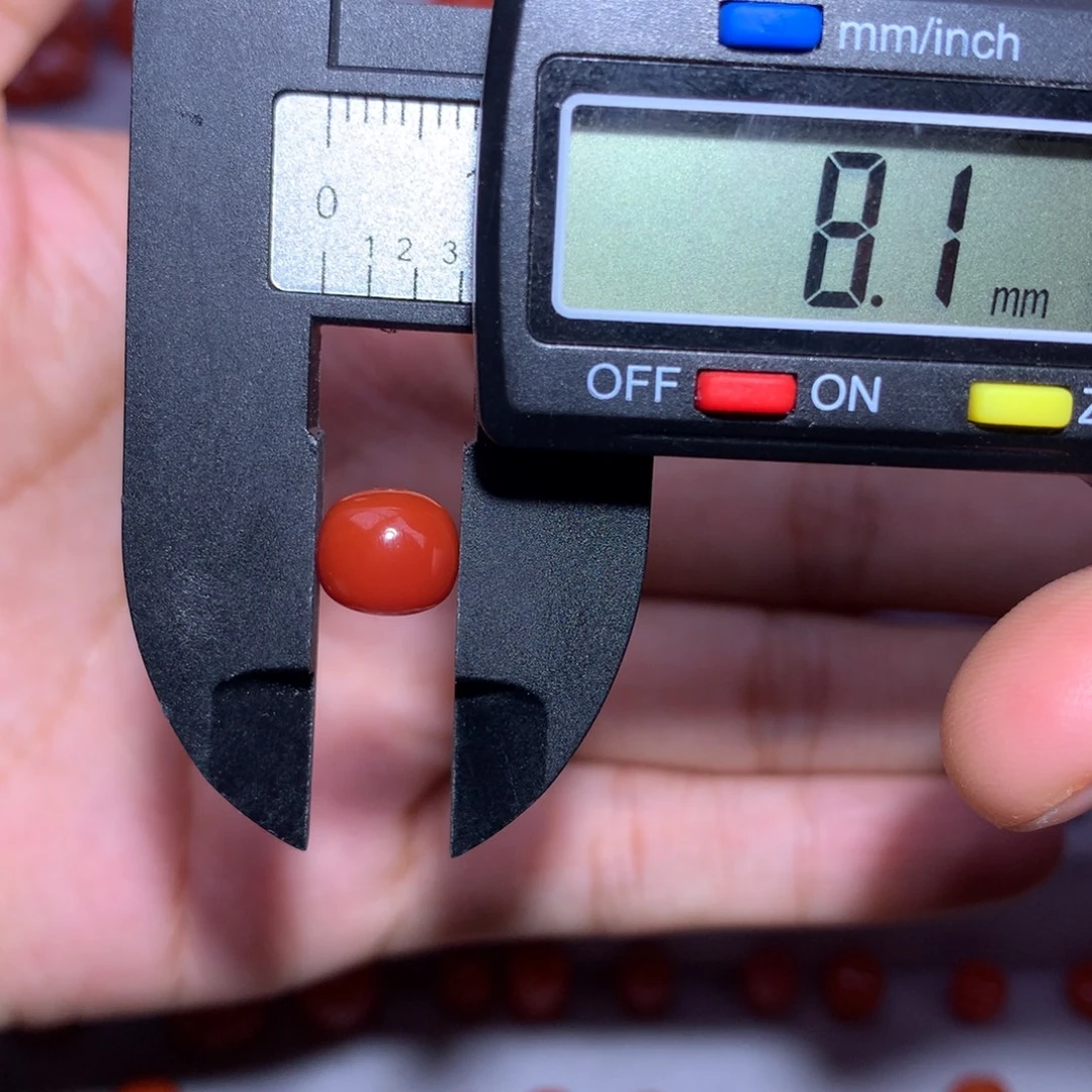 南红玛瑙未镶嵌老型8×7白纹