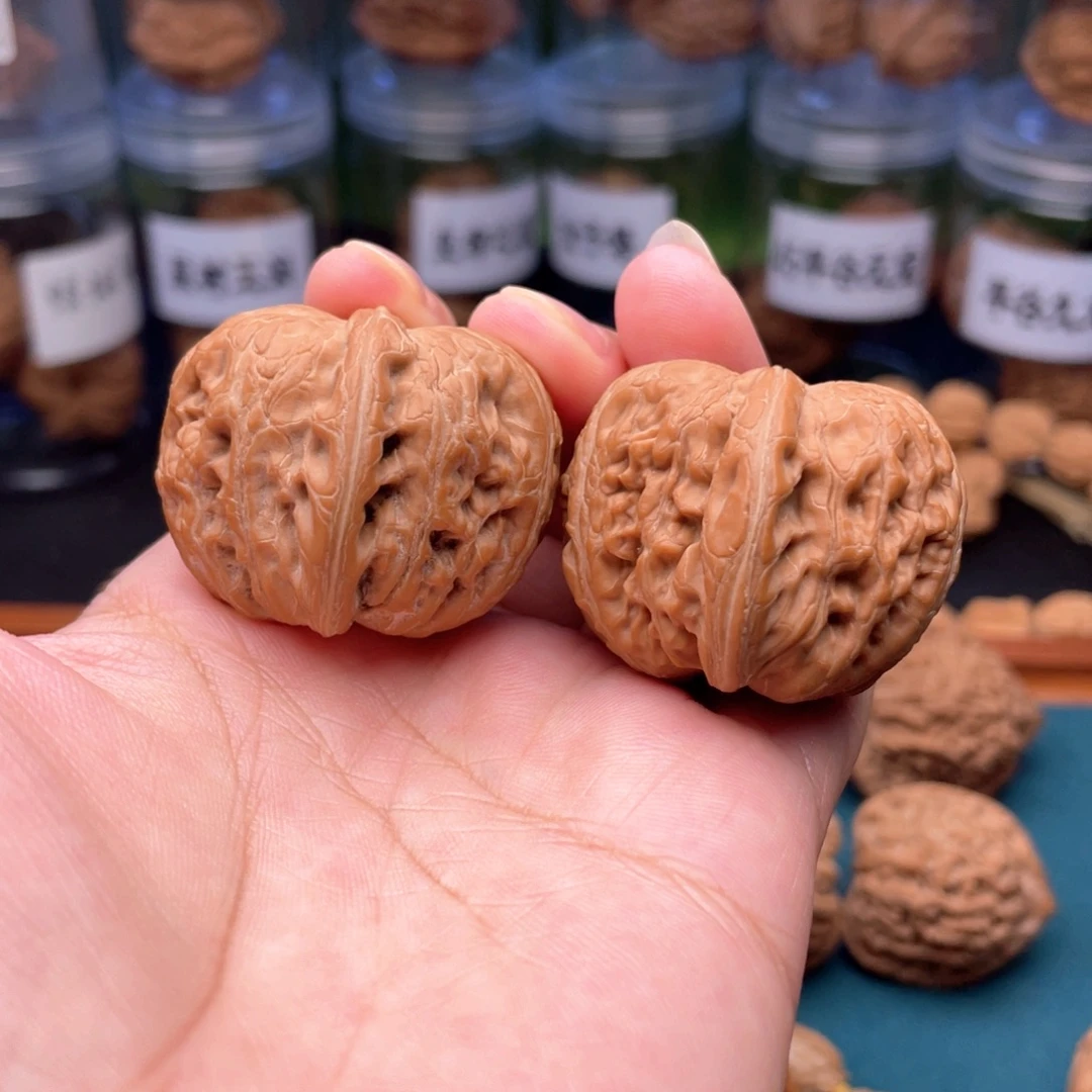 文玩核桃吊坠38全品平谷元宝