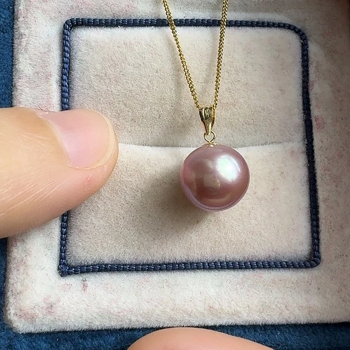 颈饰18K金镶嵌淡水珍珠11mm