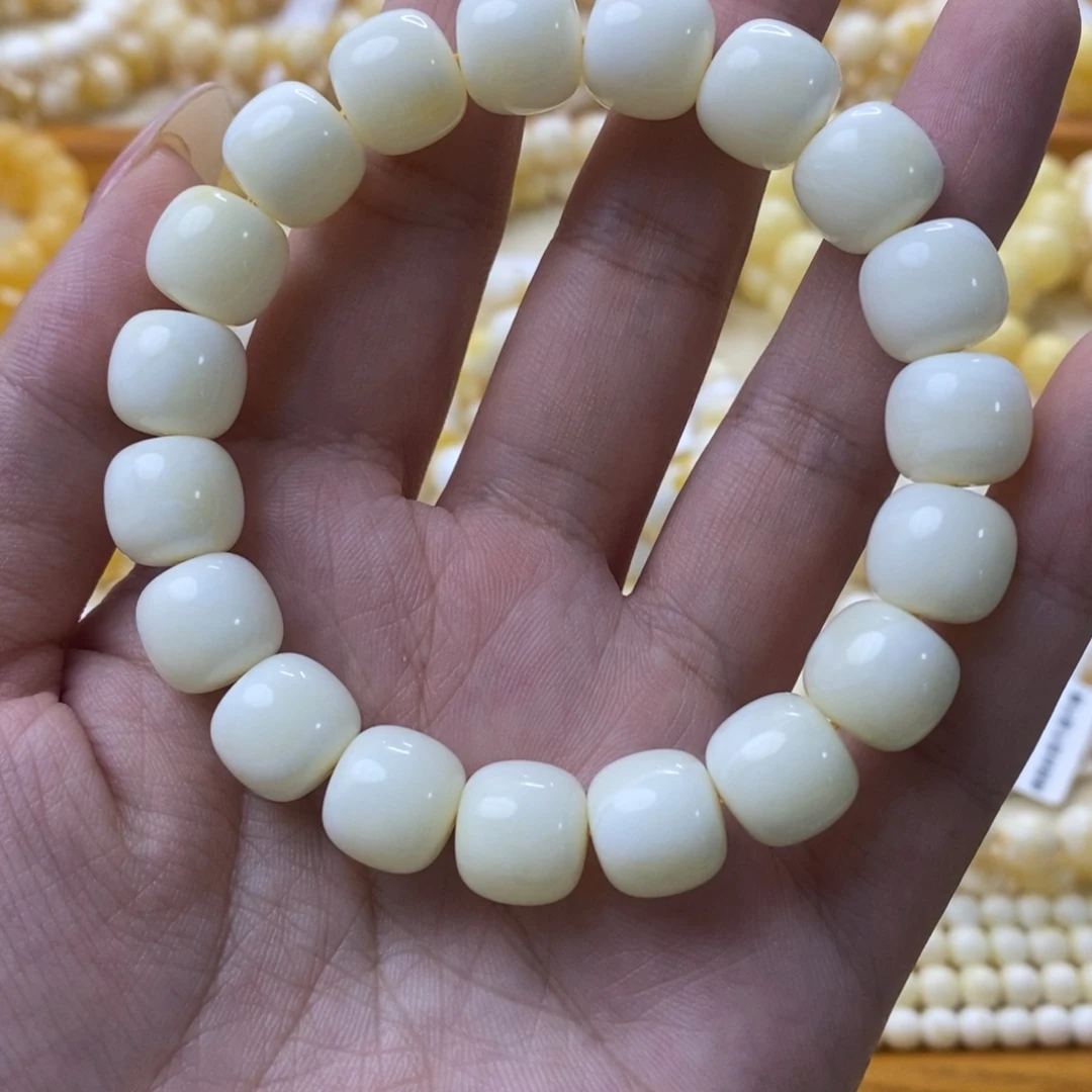 琥珀未镶嵌手串琥珀