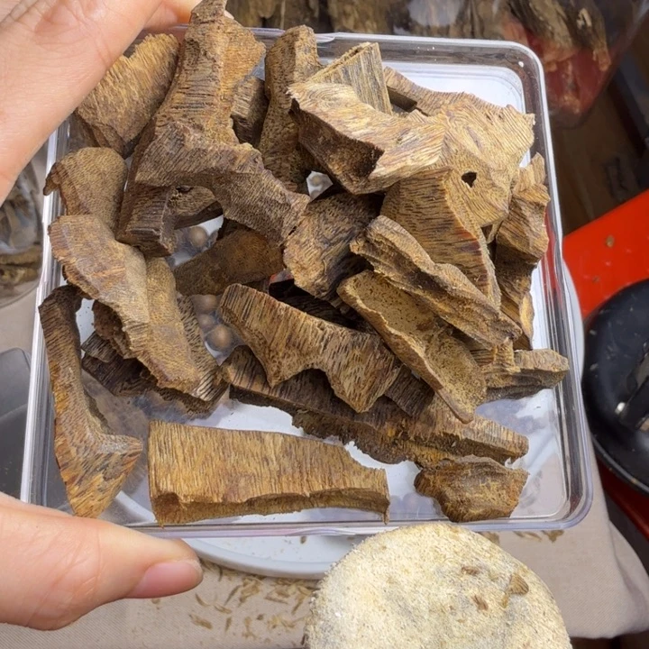 沉香沉香碎屑原材料发50克