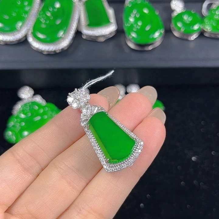 吊坠(不含链)银S925镶嵌翡翠