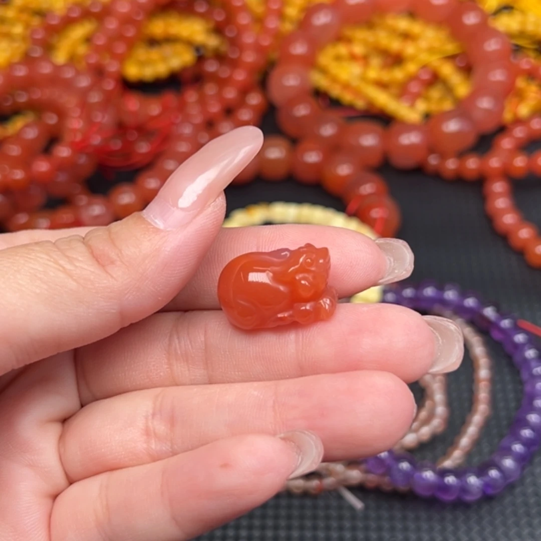 南红玛瑙未镶嵌手链