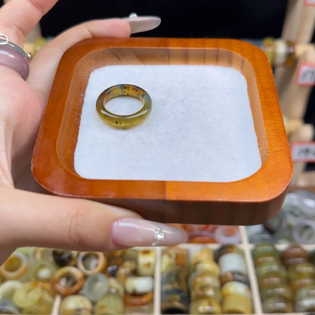 蛇纹石玉内径17.9合金