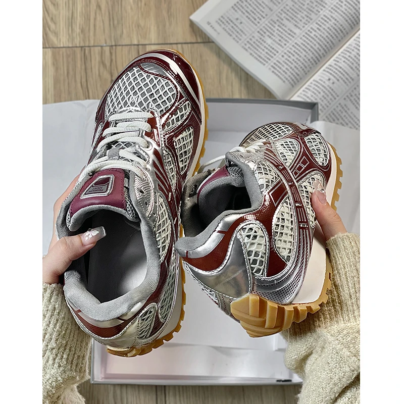 巴黎老爹鞋王一博同款银色轻便2025新款休闲跑步网面透气运动鞋