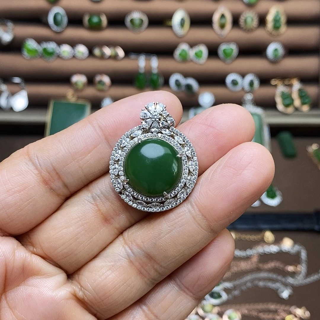 吊坠(赠链)银S925镶嵌和田玉（碧玉）