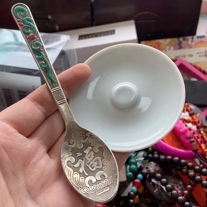 瓷片不哈哈哈哈哈哈就