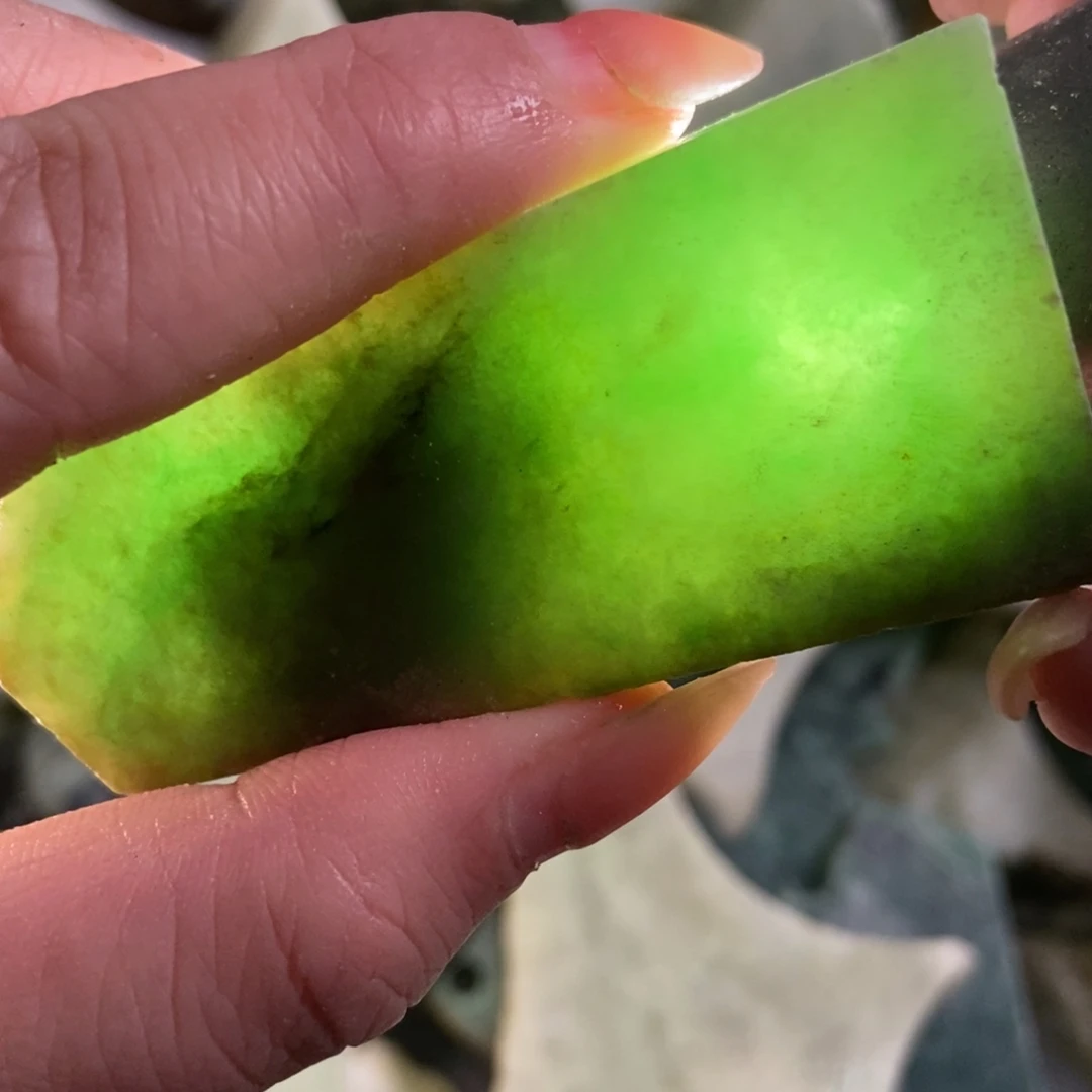 翡翠未镶嵌挂件天然翡翠