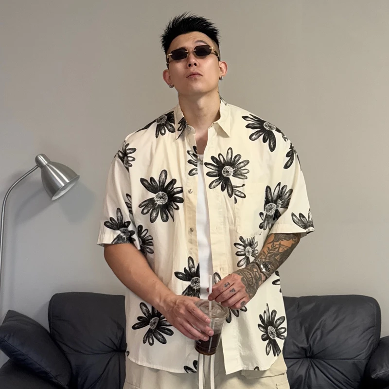 郑郑郑NEIQ店夏日宽松阔版短袖花衬衫休闲夏季复古港风日系满印